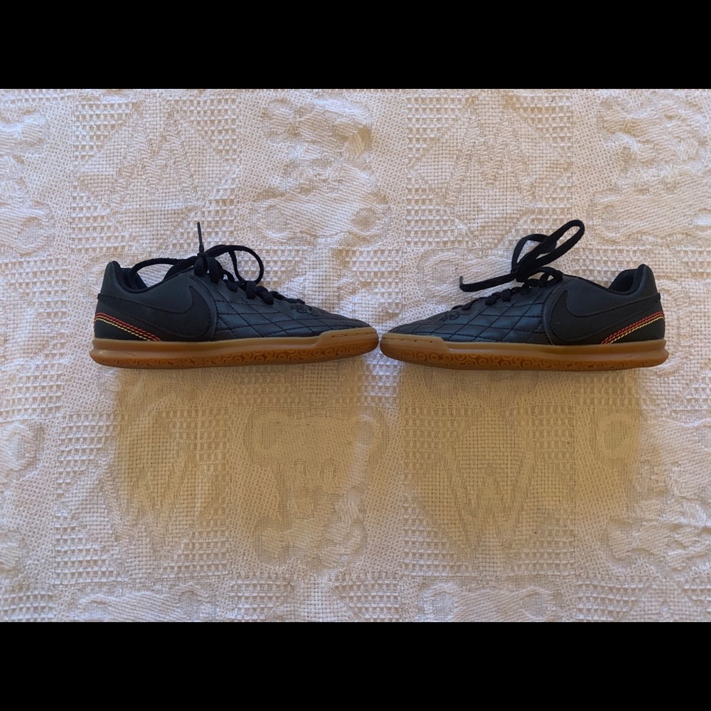 Nike Tiempo